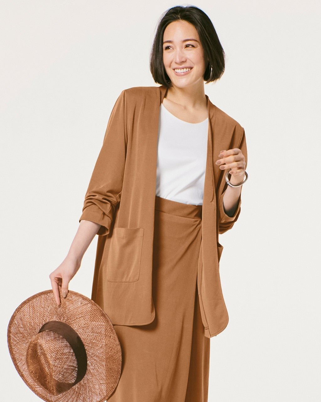 【ドゥクラッセ/DoCLASSE】のグローストレッチ・ノーカラージャケット インテリア・キッズ・メンズ・レディースファッション・服の通販 founy(ファニー) 　ファッション　Fashion　レディースファッション　Fashion for Women　アウター　Coat / Outerwear Collection　レディースジャケット・軽アウター　Jackets　ノーカラージャケット / シンプル上品コーデ　Collarless Jackets　カットソー　Cut and Sewn Top　ジャケット　Jacket, Outerwear　キャメル|ID: prp329100003116941 ipo3291000000035795473