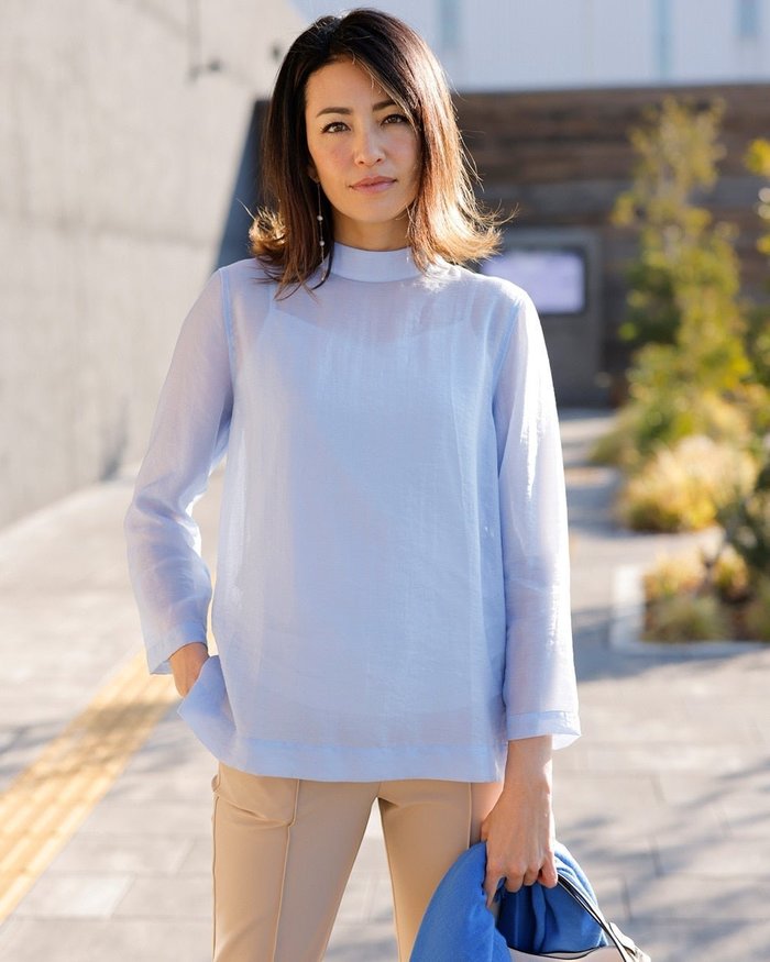 【ドゥクラッセ/DoCLASSE】のシアークロス・ハイネックブラウス インテリア・キッズ・メンズ・レディースファッション・服の通販 founy(ファニー) https://founy.com/ ファッション Fashion レディースファッション Fashion for Women トップス・カットソー Cut & Sew Tops シャツ・ブラウス・オフィスカジュアル Elegant Blouses & Button-Ups ハイネック High Neck, Mock Neck |ID: prp329100003117057 ipo3291000000035795679