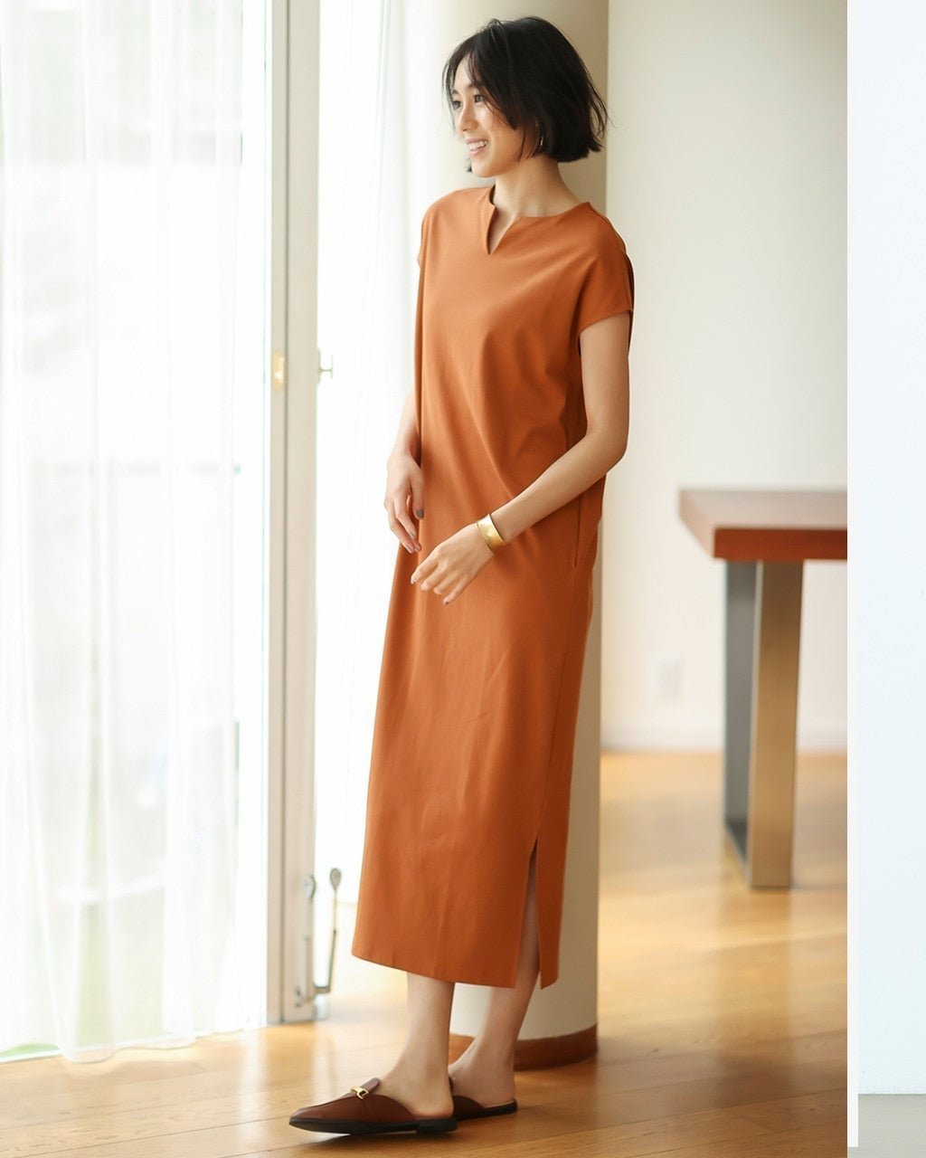 【ドゥクラッセ/DoCLASSE】のドゥクラッセT・キーネックワンピース/フレンチ袖 インテリア・キッズ・メンズ・レディースファッション・服の通販 founy(ファニー) 　ファッション　Fashion　レディースファッション　Fashion for Women　ワンピース　Dresses　キャミ　Camisole, Cami Top　ストレート　Straight, Straight Cut　スリット　Slit, Slit Detail　ダブル　Double, Double-Breasted　なめらか　Smooth, Silky Texture　フレンチ　French, French Style　フロント　Front, Front Design　楽ちん　Easy Fit, Comfortable　夏　Summer　テラコッタ|ID: prp329100003117195 ipo3291000000035796824