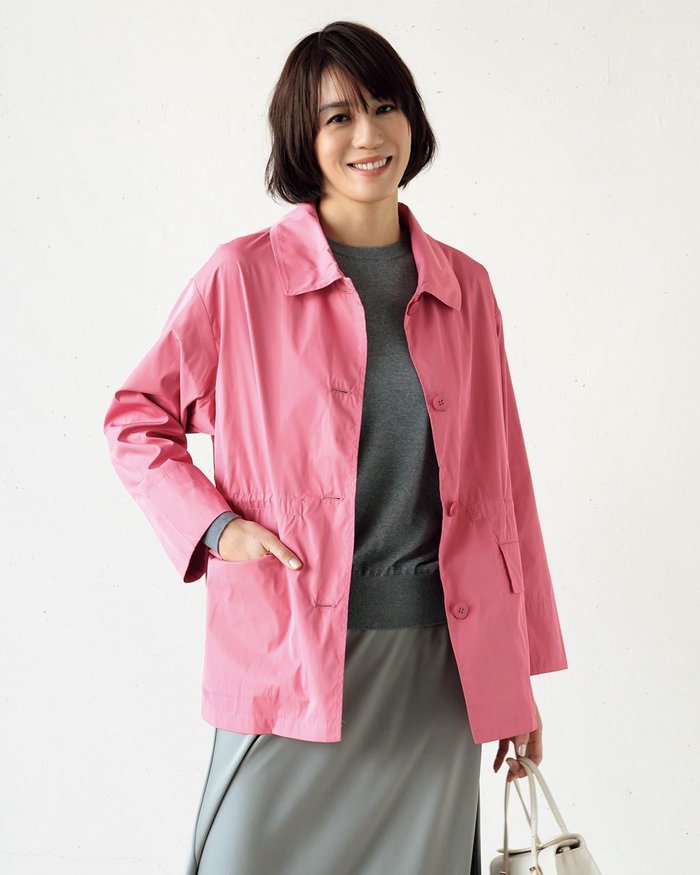 【ドゥクラッセ/DoCLASSE】の二重織メモリー・ショートコート インテリア・キッズ・メンズ・レディースファッション・服の通販 founy(ファニー) https://founy.com/ ファッション Fashion レディースファッション Fashion for Women アウター Coat / Outerwear Collection コート・ロングコート・ピーコート Long Coats, Peacoats & More ショート Short, Short Length ダブル Double, Double-Breasted ドローコード Drawcord, Drawstring Cord フェイス Face, Facial Design フォルム Silhouette, Form ボトム Bottoms, Lower Wear |ID: prp329100003117201 ipo3291000000035990944