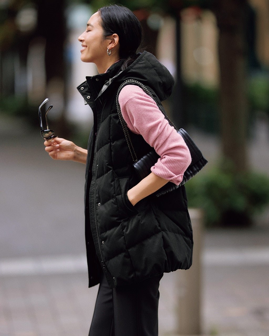 【ドゥクラッセ/DoCLASSE】のウールライクダウン・2WAYフードベスト 人気、トレンドファッション・服の通販 founy(ファニー) 　ファッション　Fashion　レディースファッション　Fashion for Women　アウター　Coat / Outerwear Collection　レディースジャケット・軽アウター　Jackets　ギャザー　Gathered, Ruffled　ジャケット　Jacket, Outerwear　ダウン　Down, Puffer　ドローコード　Drawcord, Drawstring Cord　ベスト　Vest, Waistcoat　ロング　Long, Long-Length　エレガント 上品　Elegant　 other-1|ID: prp329100003117256 ipo3291000000028257848