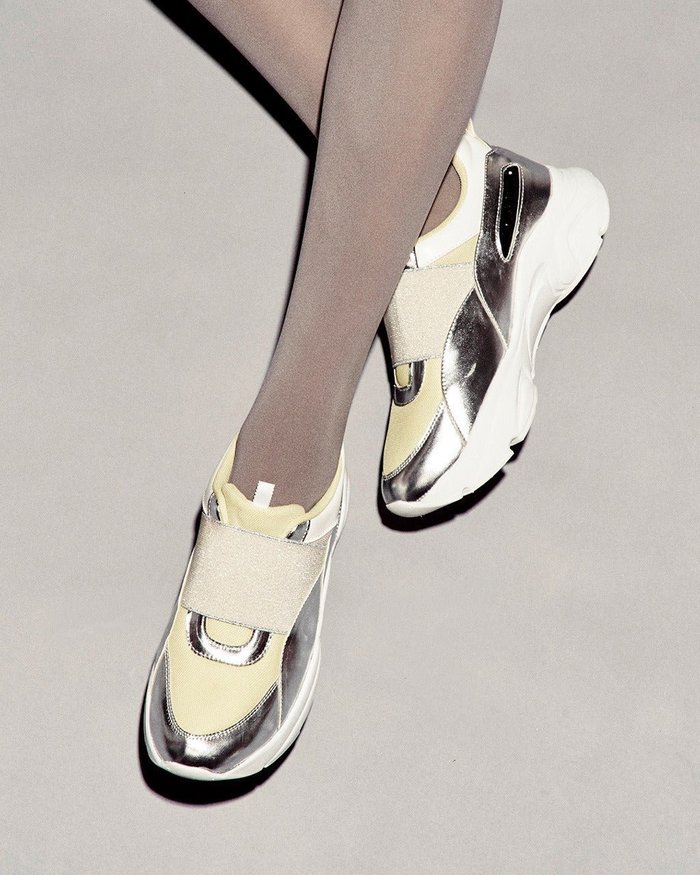 【ヌックル/Nukle】のNukle・ソコ暖バンドスニーカー インテリア・キッズ・メンズ・レディースファッション・服の通販 founy(ファニー) https://founy.com/ ファッション Fashion レディースファッション Fashion for Women ソックス&靴下 Socks & Hosiery インソール Shoe Insole 厚底 Platform Shoes スニーカー Sneakers, Trainers ソックス Socks, Hosiery トレンド Trend, Trending Now フィット Fit, Slim Fit プリント Print, Printed Pattern 冬 Winter / This Winter エレガント 上品 Elegant |ID: prp329100003117323 ipo3291000000028257692