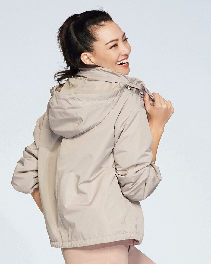 【ドゥクラッセ/DoCLASSE】のマジカルサーモ・スタンド衿ショートコート インテリア・キッズ・メンズ・レディースファッション・服の通販 founy(ファニー) https://founy.com/ ファッション Fashion レディースファッション Fashion for Women アウター Coat / Outerwear Collection コート・ロングコート・ピーコート Long Coats, Peacoats & More コンパクト Compact, Small Size ショルダー Shoulder, Shoulder Strap ショート Short, Short Length スタイリッシュ Stylish, Fashionable スタンド Stand Collar, Upright Stand スリーブ Sleeve, Long Sleeve / Short Sleeve タフタ Taffeta, Structured Fabric ダウン Down, Puffer ドロップ Drop Shoulder, Dropped Style バランス Balance, Style Balance バルーン Balloon, Balloon Silhouette ロング Long, Long-Length 冬 Winter / This Winter |ID: prp329100003117655 ipo3291000000034595688