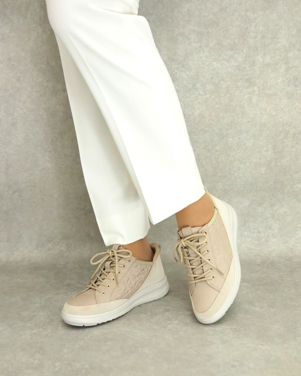 【フィットフィット/fitfit】のソフトキルトLITEスニーカー 人気、トレンドファッション・服の通販 founy(ファニー) ファッション Fashion レディースファッション Fashion for Women エレガント 上品 Elegant キルト Quilt, Quilted Fabric クッション Cushion, Throw Pillow スニーカー Sneakers, Trainers フィット Fit, Slim Fit レース Lace, Lace Fabric 定番 Standard, Basic Item 旅行 Travel 軽量 Lightweight, Ultra Light other-1|ID: prp329100003117684 ipo3291000000034922756