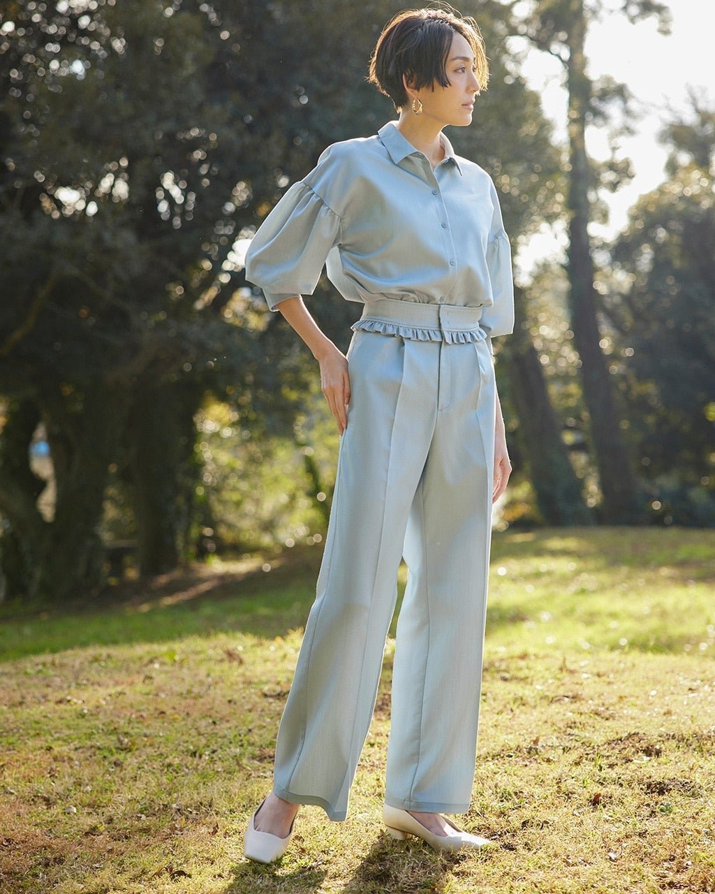 【ドゥクラッセ/DoCLASSE】のドレーピークロス・プチフリルパンツ インテリア・キッズ・メンズ・レディースファッション・服の通販 founy(ファニー) 　ファッション　Fashion　レディースファッション　Fashion for Women　パンツ　Pants & Trousers　ストレート　Straight, Straight Cut　デニム　Denim, Jeans Material　ワイド　Wide, Wide Fit　エレガント 上品　Elegant　ペールブルー|ID: prp329100003117779 ipo3291000000028257031