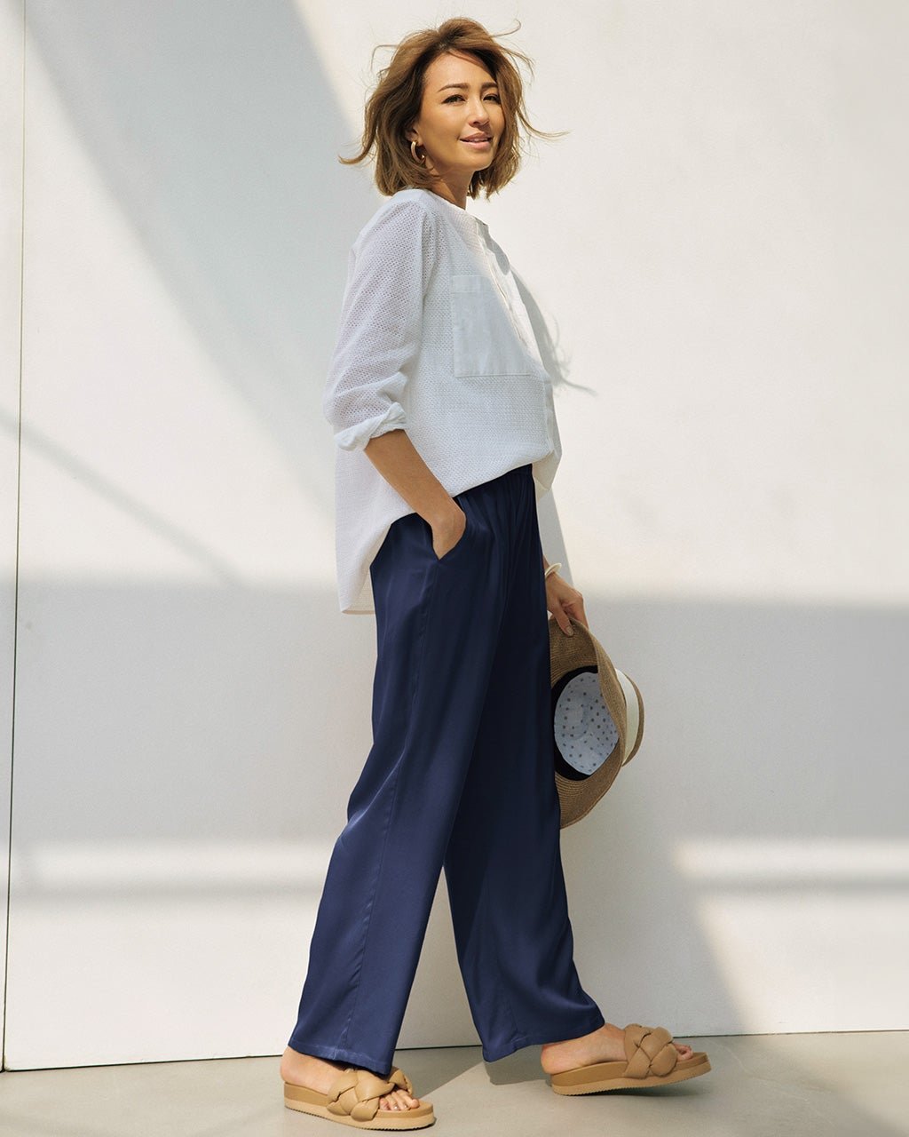 【ドゥクラッセ/DoCLASSE】のドレープサテン・ワイドパンツ 人気、トレンドファッション・服の通販 founy(ファニー) ファッション Fashion レディースファッション Fashion for Women パンツ Pants & Trousers なめらか Smooth, Silky Texture シルク Silk, 100% Silk シンプル Simple, Minimal スタイリッシュ Stylish, Fashionable プリント Print, Printed Pattern モダン Modern, Contemporary other-1|ID: prp329100003117804 ipo3291000000035893795