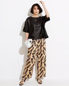 【ドゥクラッセ/DoCLASSE】のドレープサテン・ワイドパンツ ベージュ|ID: prp329100003117804 ipo3291000000035893806