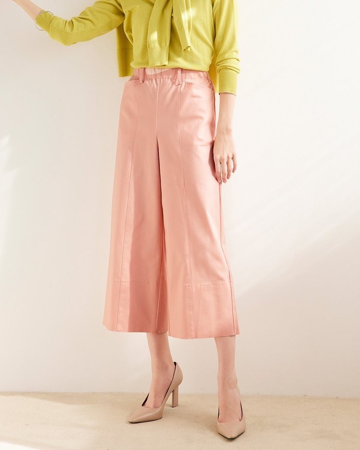 【ドゥクラッセ/DoCLASSE】のシェイプストレッチ・クロップドワイド インテリア・キッズ・メンズ・レディースファッション・服の通販 founy(ファニー) https://founy.com/ ファッション Fashion レディースファッション Fashion for Women パンツ Pants & Trousers クロップド Cropped, Short Length 今季 This Season, Current Season ストレッチ Stretch, Stretchy Fabric ストレート Straight, Straight Cut 人気 Popular, Best Seller バランス Balance, Style Balance パターン Pattern, Design Print フィット Fit, Slim Fit ワイド Wide, Wide Fit |ID: prp329100003117822 ipo3291000000035893817