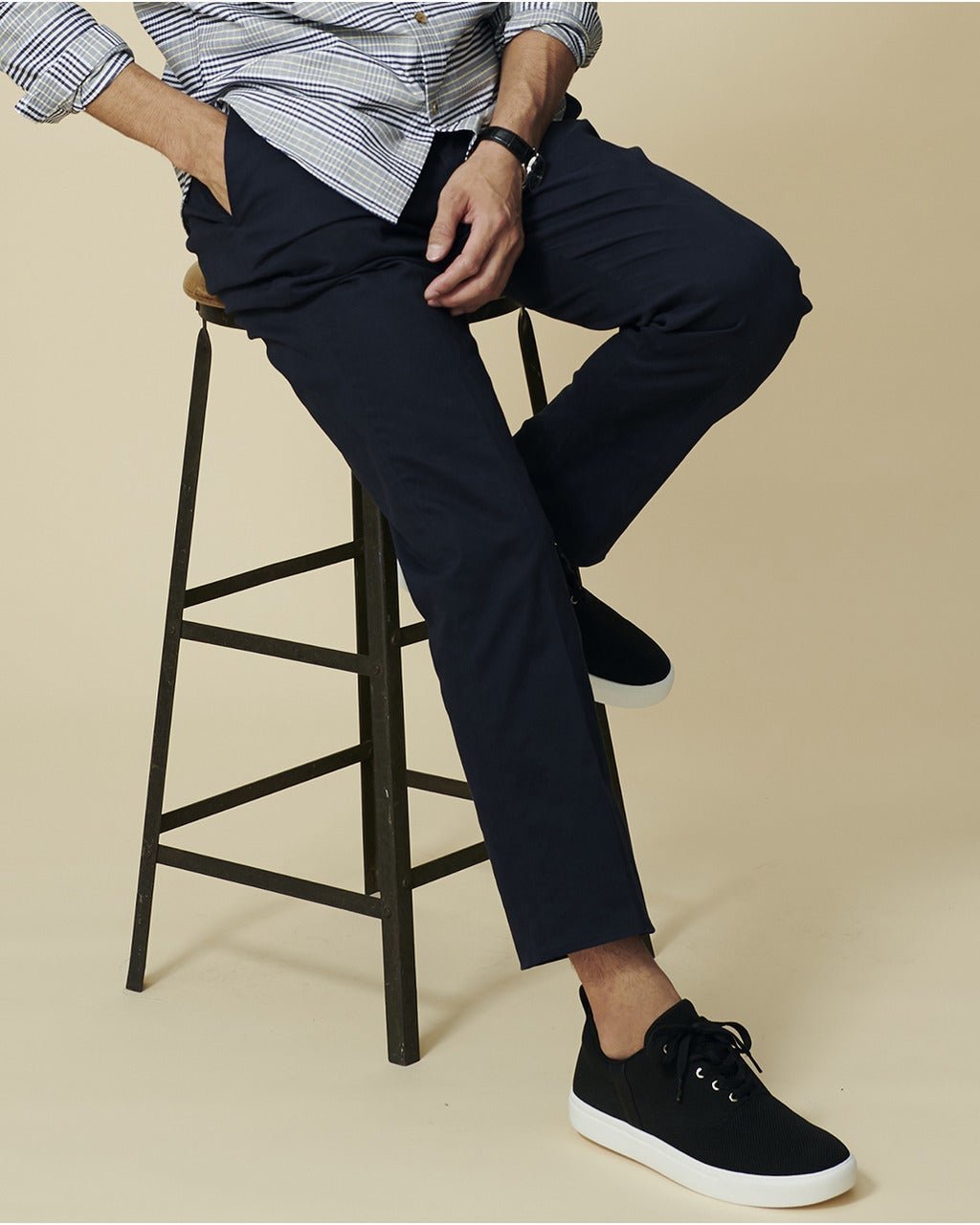 【ドゥクラッセ/DoCLASSE / MEN】のウエストストレッチパンツ/ノータック インテリア・キッズ・メンズ・レディースファッション・服の通販 founy(ファニー) 　ファッション　Fashion　メンズファッション　Fashion for Men　ボトムス　Bottoms　シャーリング　Shirring, Ruched　ストレッチ　Stretch, Stretchy Fabric　スラックス　Slacks, Dress Pants　ピーチ　Peach, Soft Touch　フィット　Fit, Slim Fit　メンズ　Men's, Menswear　ネイビー|ID: prp329100003117829 ipo3291000000035800292