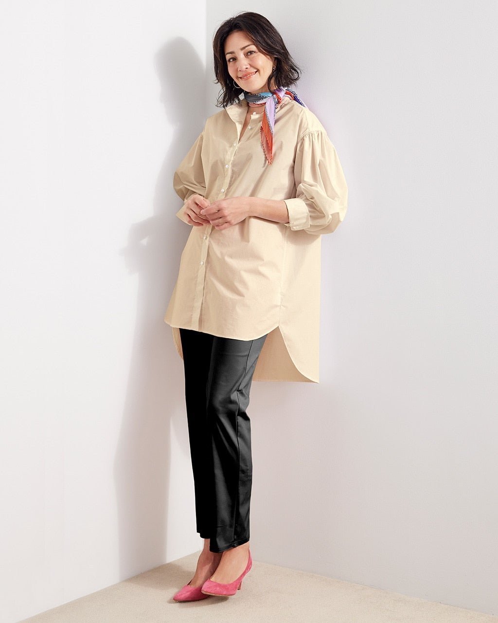 【ドゥクラッセ/DoCLASSE】のシェイプストレッチ・スティックパンツ/68㎝ インテリア・キッズ・メンズ・レディースファッション・服の通販 founy(ファニー) 　ファッション　Fashion　レディースファッション　Fashion for Women　パンツ　Pants & Trousers　今季　This Season, Current Season　ストレッチ　Stretch, Stretchy Fabric　ストレート　Straight, Straight Cut　センター　Center, Center Line　人気　Popular, Best Seller　パターン　Pattern, Design Print　フィット　Fit, Slim Fit　ワイド　Wide, Wide Fit　ブラック|ID: prp329100003117887 ipo3291000000028256968