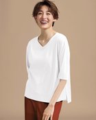 【ドゥクラッセ/DoCLASSE】の抜け感Vネック/5分袖・ドゥクラッセTシャツ 人気、トレンドファッション・服の通販 founy(ファニー) ファッション Fashion レディースファッション WOMEN トップス・カットソー Tops/Tshirt シャツ/ブラウス Shirts/Blouses ロング / Tシャツ T-Shirts カットソー Cut and Sewn Vネック V-Neck インナー Inner カットソー Cut And Sew シンプル Simple ジャケット Jacket デニム Denim 定番 Standard なめらか Smooth パール Pearl ベーシック Basic 半袖 Short Sleeve おすすめ Recommend ビジネス 仕事 通勤 Business thumbnail ホワイト|ID: prp329100003118004 ipo3291000000028256503