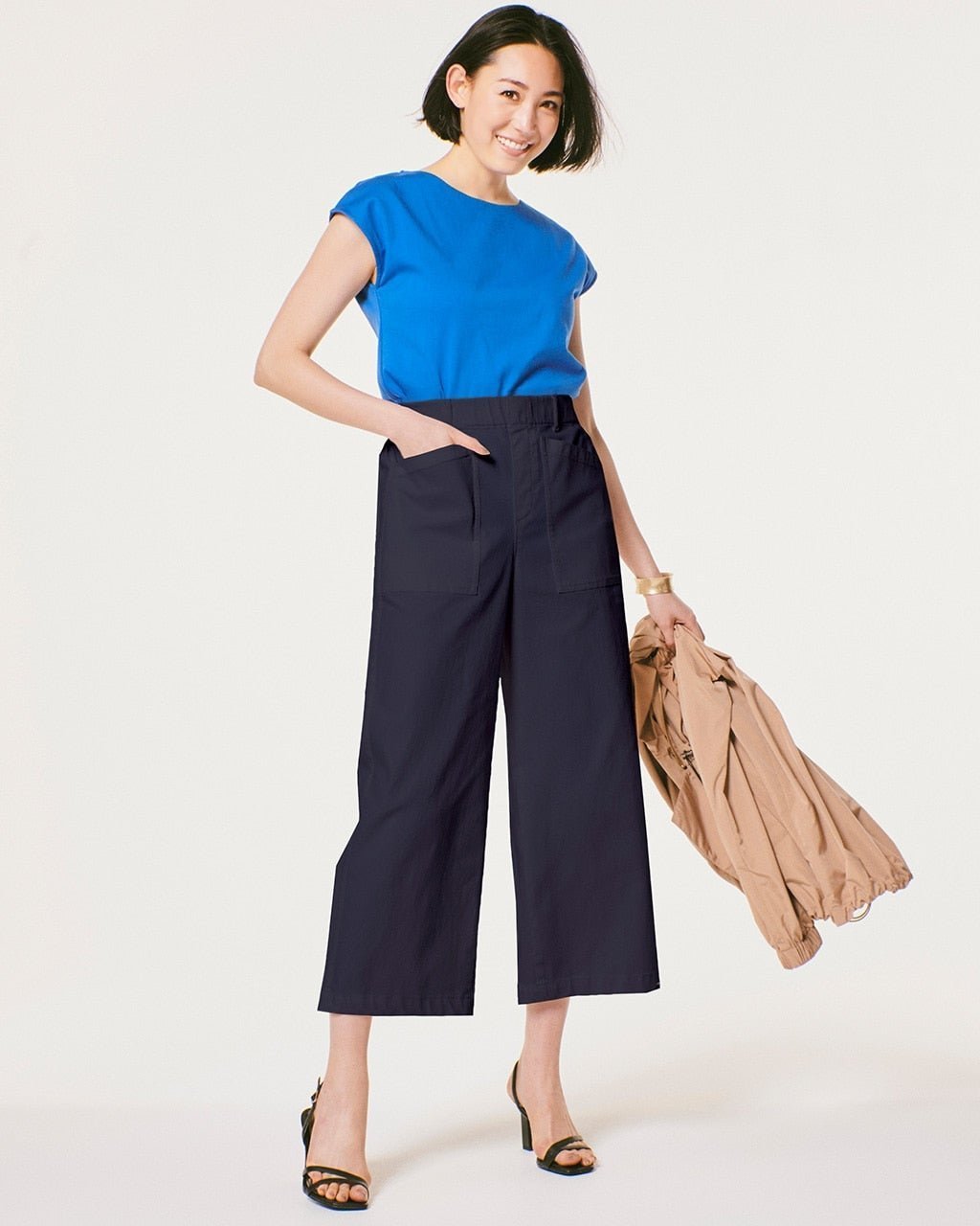 【ドゥクラッセ/DoCLASSE】のウォータープルーフクロス・ワイドパンツ インテリア・キッズ・メンズ・レディースファッション・服の通販 founy(ファニー) 　ファッション　Fashion　レディースファッション　Fashion for Women　パンツ　Pants & Trousers　ストレッチ　Stretch, Stretchy Fabric　ミックス　Mix, Mixed Style　ミッドナイトブルー|ID: prp329100003118184 ipo3291000000033431266