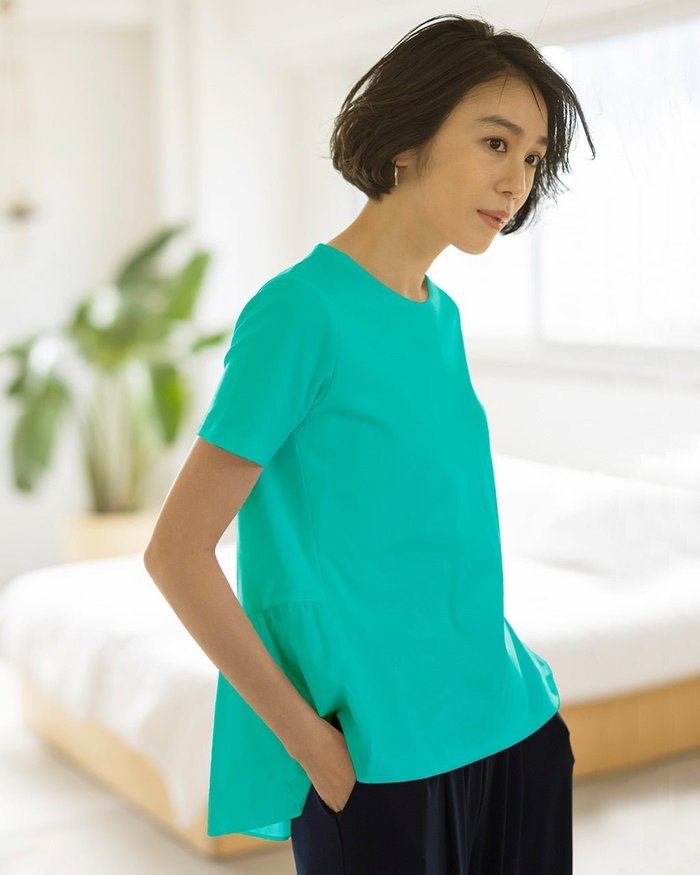 【ドゥクラッセ/DoCLASSE】の異素材ペプラム/半袖・ドゥクラッセTシャツ インテリア・キッズ・メンズ・レディースファッション・服の通販 founy(ファニー) https://founy.com/ ファッション Fashion レディースファッション Fashion for Women トップス・カットソー Cut & Sew Tops シャツ・ブラウス・オフィスカジュアル Elegant Blouses & Button-Ups ロングTシャツ・Tシャツ Longline T-Shirts & Tees カットソー・ベーシックTシャツ Cut-and-Sewn Tops / Stretch Tees & Basics インナー Innerwear カットソー Cut and Sewn Top シンプル Simple, Minimal ジャケット Jacket, Outerwear デニム Denim, Jeans Material 定番 Standard, Basic Item なめらか Smooth, Silky Texture パール Pearl, Pearl Accent ベーシック Basic, Essential ペプラム Peplum, Flared Hem 半袖 Short Sleeve, Half Sleeve おすすめ Recommended / Our Picks ビジネス 仕事 通勤 Business / Work / Commuting |ID: prp329100003118326 ipo3291000000033630880