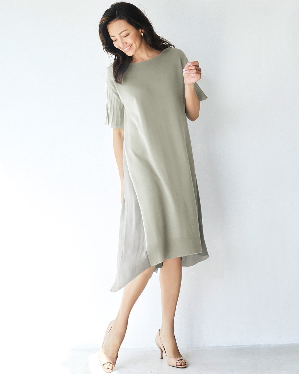 【ドゥクラッセ/DoCLASSE】の異素材ニット・コンビワンピース 人気、トレンドファッション・服の通販 founy(ファニー) 　ファッション　Fashion　レディースファッション　Fashion for Women　ワンピース　Dresses　おすすめ　Recommended / Our Picks　とろみ　Fluid, Flowy Fabric　インナー　Innerwear　コンビ　Combo, Combination Style　サマー　Summer, Summer Style　チュニック　Tunic, Long Top　プリーツ　Pleats, Pleated　ラウンド　Round, Round Neck　エレガント 上品　Elegant　 other-1|ID: prp329100003118364 ipo3291000000035799548