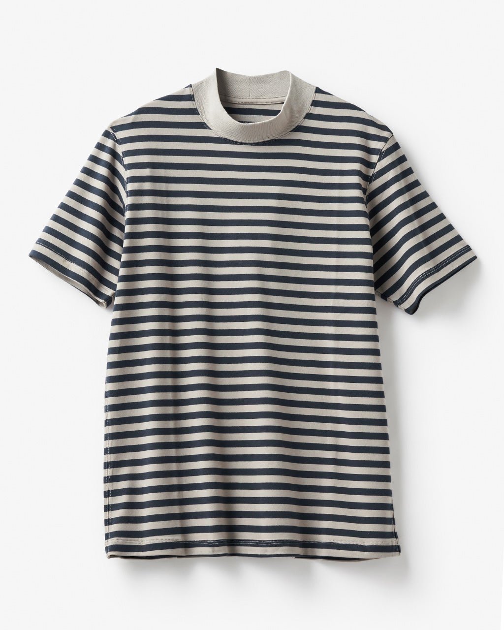 【ドゥクラッセ/DoCLASSE / MEN】の半袖モックネック・ドゥクラッセT インテリア・キッズ・メンズ・レディースファッション・服の通販 founy(ファニー) 　ファッション　Fashion　メンズファッション　Fashion for Men　トップス・カットソー　Cut & Sew Tops　メンズシャツ　Shirts　ポロシャツ / きれいめカジュアルスタイル　Polo Shirts　なめらか　Smooth, Silky Texture　シルケット　Silket, Silky Cotton　フィット　Fit, Slim Fit　メンズ　Men's, Menswear　エレガント 上品　Elegant　今季　This Season, Current Season　半袖　Short Sleeve, Half Sleeve　グレー&times;ネイビー|ID: prp329100003172065 ipo3291000000033218679
