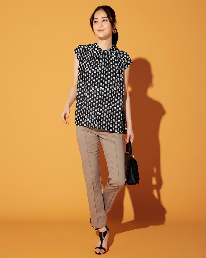 【ドゥクラッセ/DoCLASSE】のスタイルUPパンツ・スリム インテリア・キッズ・メンズ・レディースファッション・服の通販 founy(ファニー) https://founy.com/ ファッション Fashion レディースファッション Fashion for Women パンツ Pants & Trousers ストレッチ Stretch, Stretchy Fabric スリム Slim, Slim Fit なめらか Smooth, Silky Texture パターン Pattern, Design Print フォルム Silhouette, Form エレガント 上品 Elegant ビジネス 仕事 通勤 Business / Work / Commuting |ID: prp329100003172140 ipo3291000000028259766