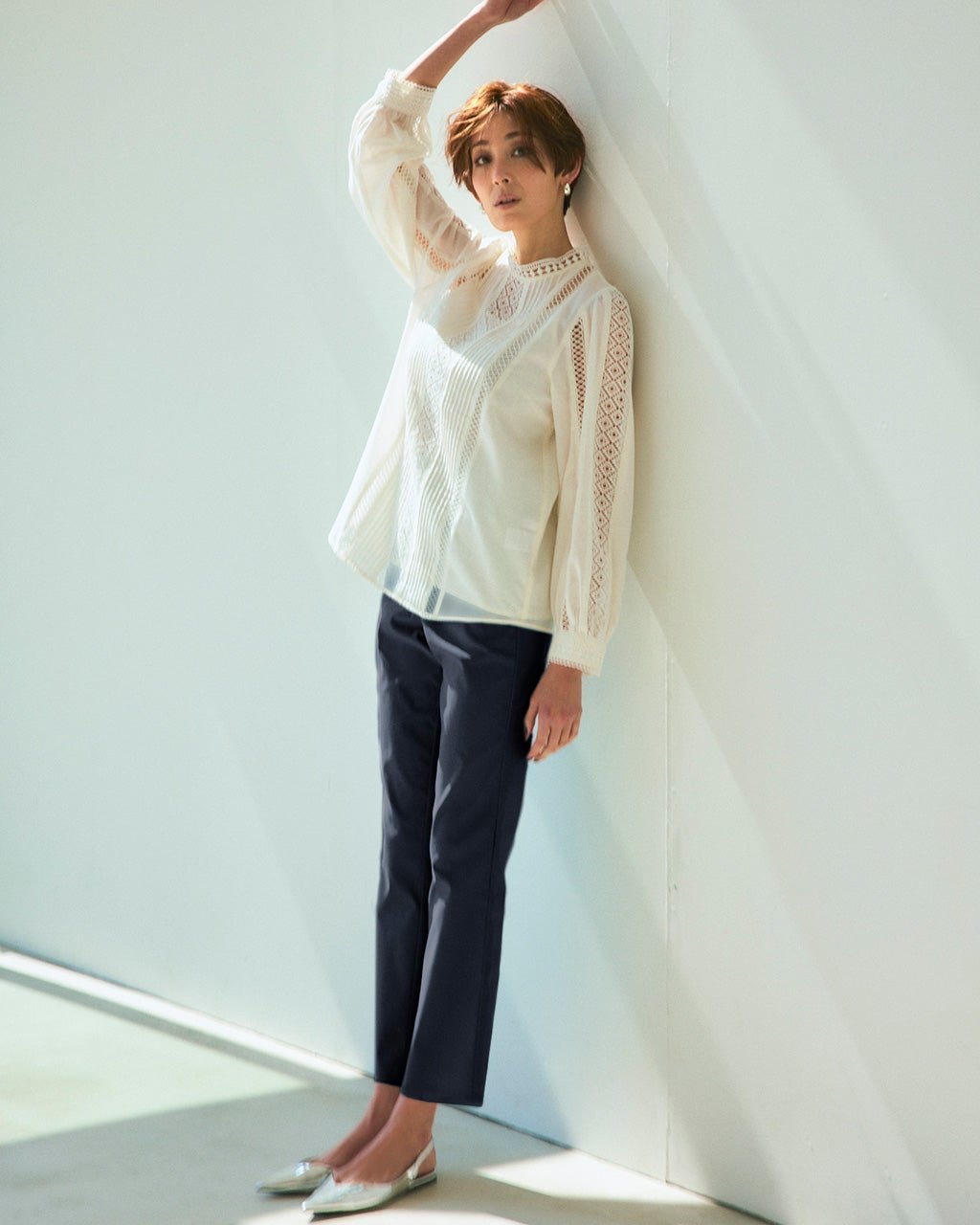 【ドゥクラッセ/DoCLASSE】のドライタッチ・脚長ストレート/68cm インテリア・キッズ・メンズ・レディースファッション・服の通販 founy(ファニー) 　ファッション　Fashion　レディースファッション　Fashion for Women　パンツ　Pants & Trousers　春　Spring　秋　Autumn　クール　Cool, Chic　コンパクト　Compact, Small Size　ストレッチ　Stretch, Stretchy Fabric　ストレート　Straight, Straight Cut　フラップ　Flap, Flap Pocket　ポケット　Pocket, Pocket Detail　ループ　Loop, Loop Knit　ミッドナイトブルー|ID: prp329100003221155 ipo3291000000028260358