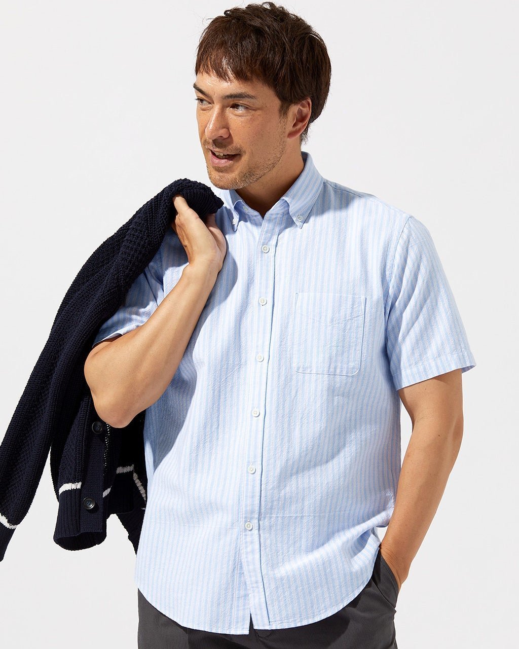 【ドゥクラッセ/DoCLASSE / MEN】のピュアファイン・先染めオックスシャツ 半袖 インテリア・キッズ・メンズ・レディースファッション・服の通販 founy(ファニー) 　ファッション　Fashion　メンズファッション　Fashion for Men　抗菌　Antibacterial, Bacteria-Resistant　なめらか　Smooth, Silky Texture　フィット　Fit, Slim Fit　半袖　Short Sleeve, Half Sleeve　メンズ　Men's, Menswear　ヨーク　Yoke, Yoke Design　サックスストライプ2|ID: prp329100003221184 ipo3291000000028260367