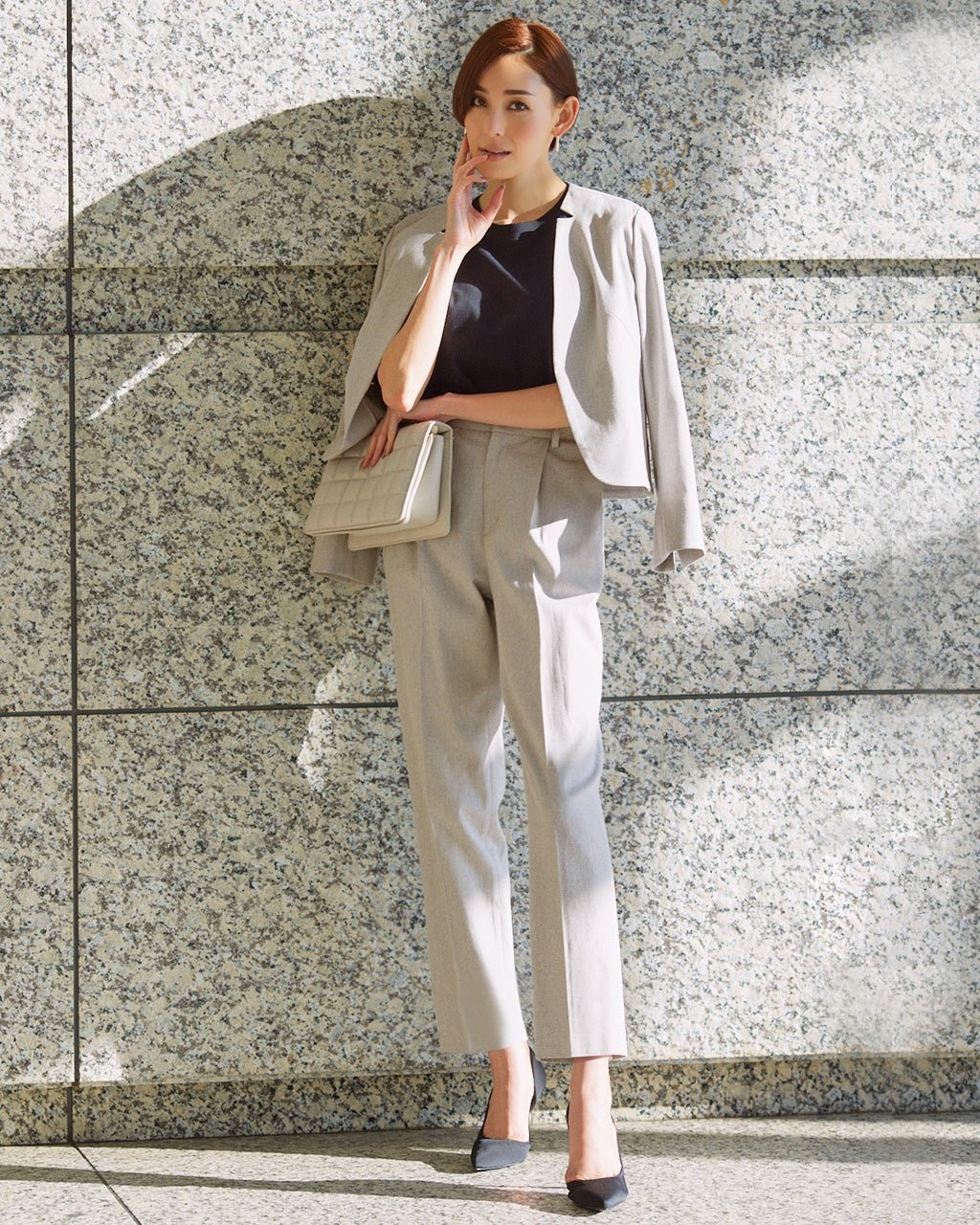 【ドゥクラッセ/DoCLASSE】の綿麻オックスフォード・テーパードパンツ 人気、トレンドファッション・服の通販 founy(ファニー) 　ファッション　Fashion　レディースファッション　Fashion for Women　パンツ　Pants & Trousers　リネン　Linen, Linen Fabric　夏　Summer　春　Spring　S/S・春夏　SS, Spring/Summer, Warm Season　ビジネス 仕事 通勤　Business / Work / Commuting　 other-1|ID: prp329100003221218 ipo3291000000028260529