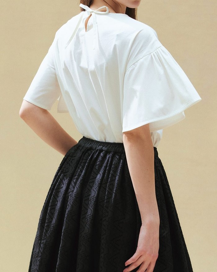 【ドゥクラッセ/DoCLASSE】のシルク混タイプライター・フレア袖ブラウス インテリア・キッズ・メンズ・レディースファッション・服の通販 founy(ファニー) https://founy.com/ ファッション Fashion レディースファッション Fashion for Women トップス・カットソー Cut & Sew Tops シャツ・ブラウス・オフィスカジュアル Elegant Blouses & Button-Ups ガーリー Girly, Feminine Style シルク Silk, 100% Silk タイプライター Typewriter Fabric, Crisp Cotton バランス Balance, Style Balance パウダー Powder, Soft Tone フリル Frill, Ruffle フレア Flare, Flared 定番 Standard, Basic Item |ID: prp329100003296846 ipo3291000000036037333