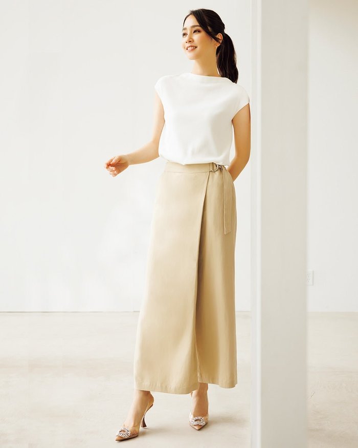 【ドゥクラッセ/DoCLASSE】のリネン混・ラップ風ワイドパンツ インテリア・キッズ・メンズ・レディースファッション・服の通販 founy(ファニー) https://founy.com/ ファッション Fashion レディースファッション Fashion for Women パンツ Pants & Trousers ラップ Wrap, Wrap Design リネン Linen, Linen Fabric ワイド Wide, Wide Fit |ID: prp329100003316303 ipo3291000000036037038