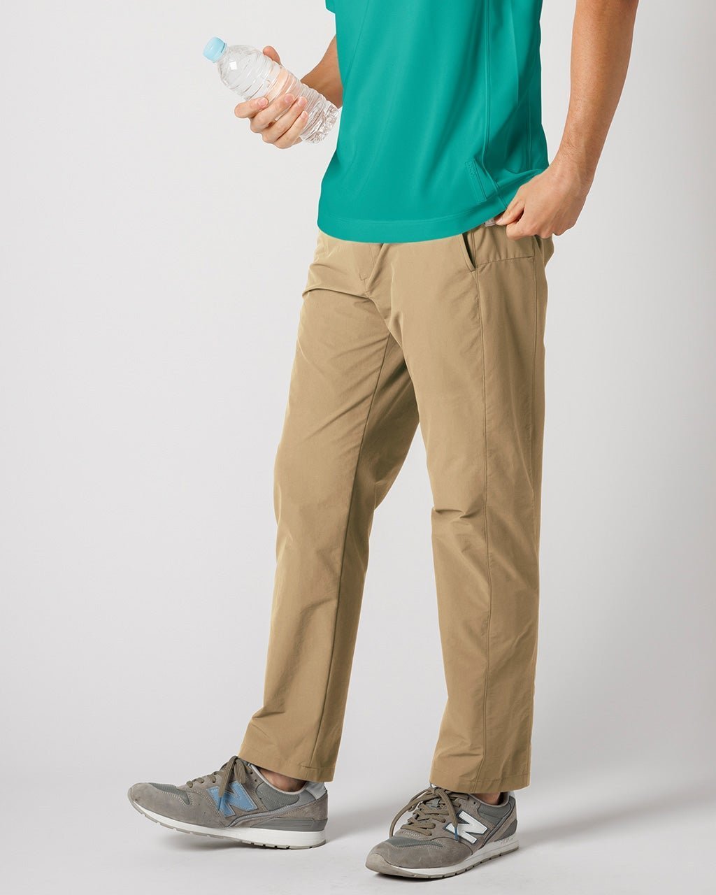 【ドゥクラッセ/DoCLASSE / MEN】のDCG/バーサタイル撥水 ストレッチパンツ インテリア・キッズ・メンズ・レディースファッション・服の通販 founy(ファニー) 　ファッション　Fashion　メンズファッション　Fashion for Men　ボトムス　Bottoms　ストレッチ　Stretch, Stretchy Fabric　スマホ　Smartphone, Mobile Device　スマート　Smart, Elegant　ポケット　Pocket, Pocket Detail　メッシュ　Mesh, Net Fabric　メンズ　Men's, Menswear　ループ　Loop, Loop Knit　ゴルフ　Golf　ダークベージュ|ID: prp329100003458531 ipo3291000000035893909