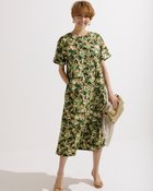 【ドゥクラッセ/DoCLASSE】の高密度コットン・テントラインワンピ/ミディ 人気、トレンドファッション・服の通販 founy(ファニー) ファッション Fashion レディースファッション Fashion for Women ワンピース Dresses タイプライター Typewriter Fabric, Crisp Cotton フォルム Silhouette, Form ポケット Pocket, Pocket Detail 半袖 Short Sleeve, Half Sleeve 定番 Standard, Basic Item thumbnail グリーン・パターン|ID: prp329100003540377 ipo3291000000036037079