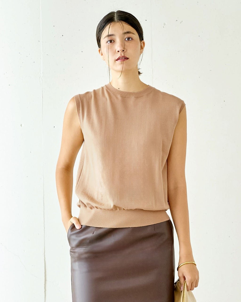 【ドゥクラッセ/DoCLASSE】のスーパーファインメリノ・ノースリーブトップス 人気、トレンドファッション・服の通販 founy(ファニー) 　ファッション　Fashion　レディースファッション　Fashion for Women　トップス・カットソー　Cut & Sew Tops　ニット　Knit Tops & Sweaters　キャミソール&ノースリーブ　Camisoles & Sleeveless Tops　 other-1|ID: prp329100003553322 ipo3291000000033219136