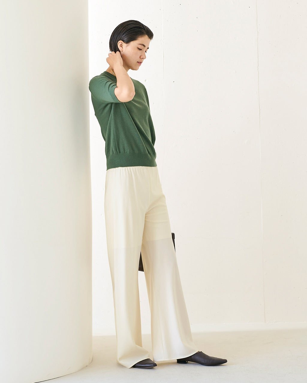 【ドゥクラッセ/DoCLASSE】の細番手ウールストレッチ・ワイドパンツ 人気、トレンドファッション・服の通販 founy(ファニー) 　ファッション　Fashion　レディースファッション　Fashion for Women　パンツ　Pants & Trousers　ペチコート　Petticoat, Underskirt　 other-1|ID: prp329100003553330 ipo3291000000034725468