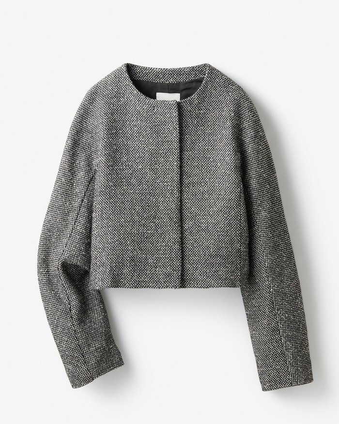 【ドゥクラッセ/DoCLASSE】の尾州ツイード・ミニマムノーカラージャケット インテリア・キッズ・メンズ・レディースファッション・服の通販 founy(ファニー) https://founy.com/ ファッション Fashion レディースファッション Fashion for Women アウター Coat / Outerwear Collection レディースジャケット・軽アウター Jackets ノーカラージャケット / シンプル上品コーデ Collarless Jackets コンパクト Compact, Small Size ジャケット Jacket, Outerwear ツイード Twill, Twill Weave ベスト Vest, Waistcoat |ID: prp329100003580935 ipo3291000000034725518