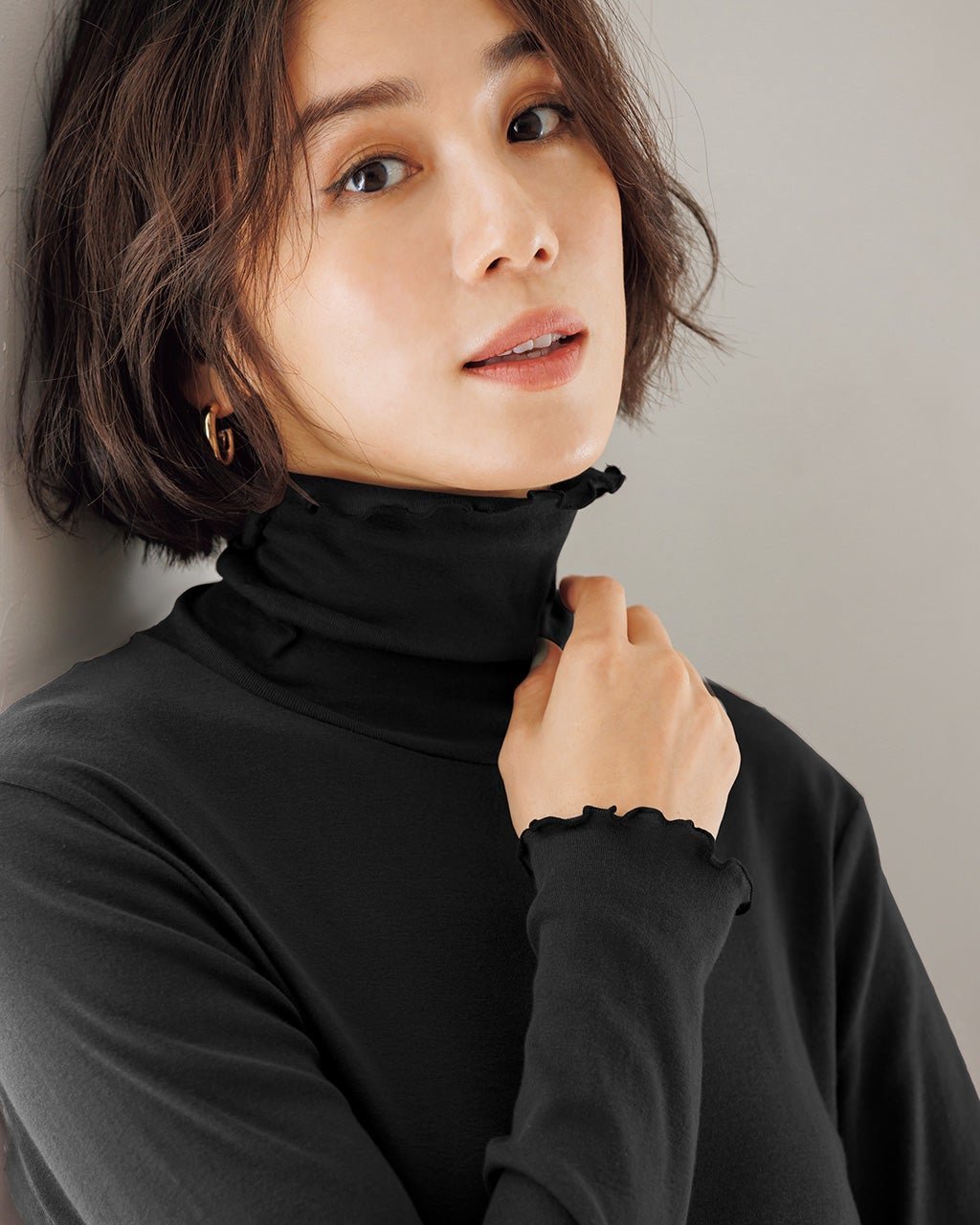 【ドゥクラッセ/DoCLASSE】のコットンガーゼ・メロウタートルネック インテリア・キッズ・メンズ・レディースファッション・服の通販 founy(ファニー) 　ファッション　Fashion　レディースファッション　Fashion for Women　トップス・カットソー　Cut & Sew Tops　シャツ・ブラウス・オフィスカジュアル　Elegant Blouses & Button-Ups　ロングTシャツ・Tシャツ　Longline T-Shirts & Tees　カットソー・ベーシックTシャツ　Cut-and-Sewn Tops / Stretch Tees & Basics　タートルネック・ハイネックトップス　Turtlenecks & High-Neck Tops　カットソー　Cut and Sewn Top　人気　Popular, Best Seller　ブラック|ID: prp329100003580941 ipo3291000000035893964