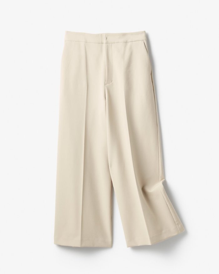 【ドゥクラッセ/DoCLASSE】のストレッチWクロス・ワイドクロップド インテリア・キッズ・メンズ・レディースファッション・服の通販 founy(ファニー) https://founy.com/ ファッション Fashion レディースファッション Fashion for Women パンツ Pants & Trousers クロップド Cropped, Short Length サンダル Sandals, Summer Shoes ストレッチ Stretch, Stretchy Fabric センター Center, Center Line なめらか Smooth, Silky Texture パターン Pattern, Design Print フィット Fit, Slim Fit ワイド Wide, Wide Fit 旅行 Travel ビジネス 仕事 通勤 Business / Work / Commuting |ID: prp329100003580950 ipo3291000000035894002