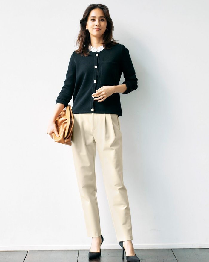 【ドゥクラッセ/DoCLASSE】のストレッチWクロス・テーパード/64cm インテリア・キッズ・メンズ・レディースファッション・服の通販 founy(ファニー) https://founy.com/ ファッション Fashion レディースファッション Fashion for Women パンツ Pants & Trousers ストレッチ Stretch, Stretchy Fabric テーパード Tapered, Tapered Pants 定番 Standard, Basic Item なめらか Smooth, Silky Texture パターン Pattern, Design Print フィット Fit, Slim Fit フロント Front, Front Design 旅行 Travel ビジネス 仕事 通勤 Business / Work / Commuting |ID: prp329100003580952 ipo3291000000029738829