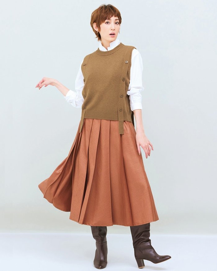 【ドゥクラッセ/DoCLASSE】のカシミヤ混ニット・ボタンデザインベスト インテリア・キッズ・メンズ・レディースファッション・服の通販 founy(ファニー) https://founy.com/ ファッション Fashion レディースファッション Fashion for Women アウター Coat / Outerwear Collection レディースジャケット・軽アウター Jackets カットソー Cut and Sewn Top シンプル Simple, Minimal ジャケット Jacket, Outerwear ベスト Vest, Waistcoat |ID: prp329100003597063 ipo3291000000028262765