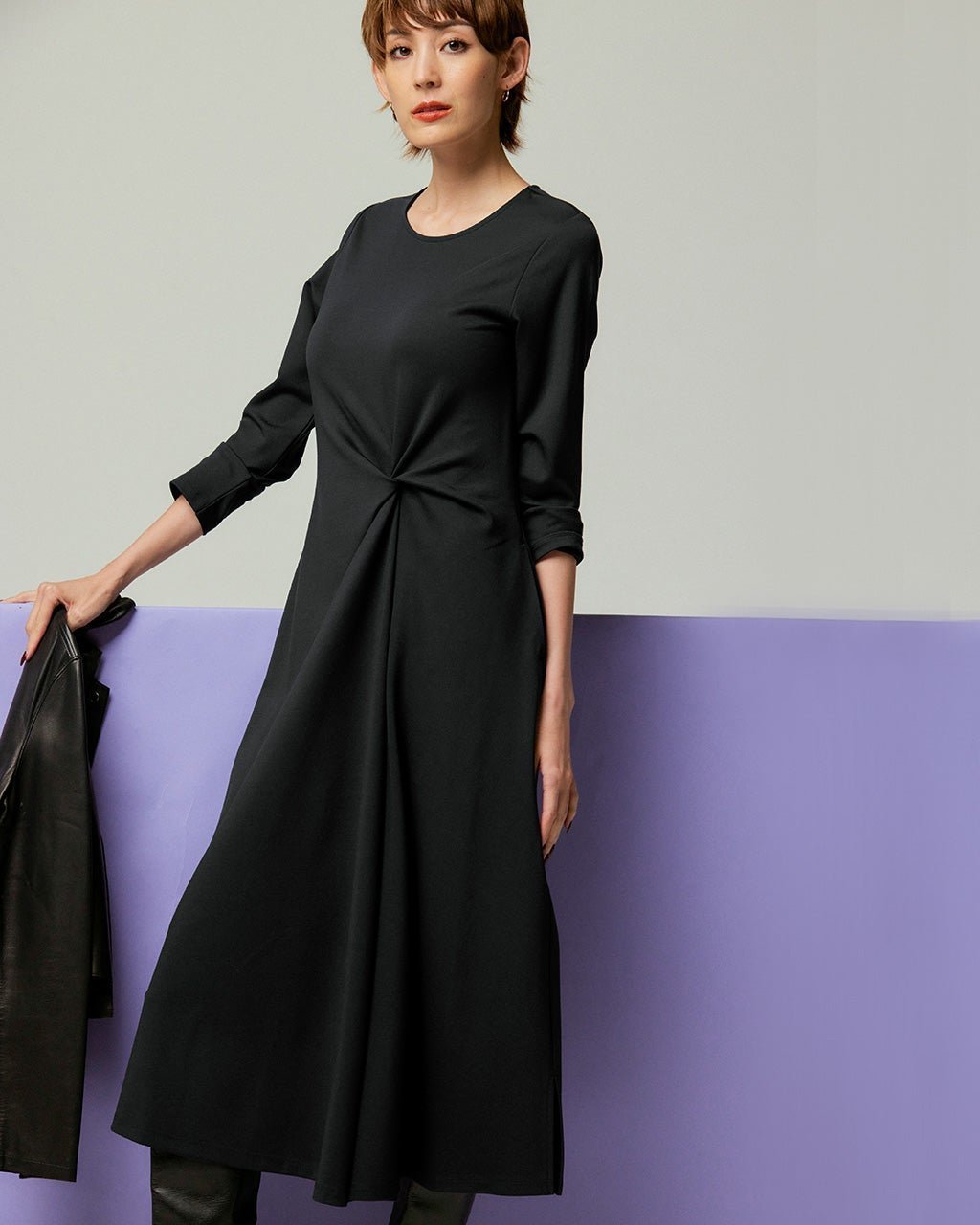 【ドゥクラッセ/DoCLASSE】のソフトポンチ・サイドツイストワンピース インテリア・キッズ・メンズ・レディースファッション・服の通販 founy(ファニー) 　ファッション　Fashion　レディースファッション　Fashion for Women　ワンピース　Dresses　おすすめ　Recommended / Our Picks　ツイスト　Tweed, Tweed Fabric　ブラック|ID: prp329100003643446 ipo3291000000034557204