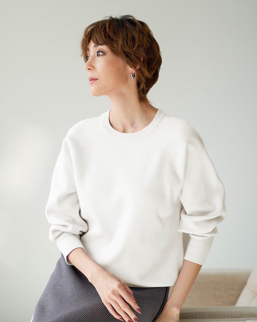 【ドゥクラッセ/DoCLASSE】のパフスリーブ・ラグランプルオーバーニット インテリア・キッズ・メンズ・レディースファッション・服の通販 founy(ファニー) 　ファッション　Fashion　レディースファッション　Fashion for Women　トップス・カットソー　Cut & Sew Tops　ニット　Knit Tops & Sweaters　カジュアルプルオーバー・ニットトップス　Pullovers & Knit Tops / Casual Pullovers　なめらか　Smooth, Silky Texture　サマー　Summer, Summer Style　スウェット / スエット　Sweatshirt, Sweatwear　スタイリッシュ　Stylish, Fashionable　スリーブ　Sleeve, Long Sleeve / Short Sleeve　ホワイト|ID: prp329100003658532 ipo3291000000028263172