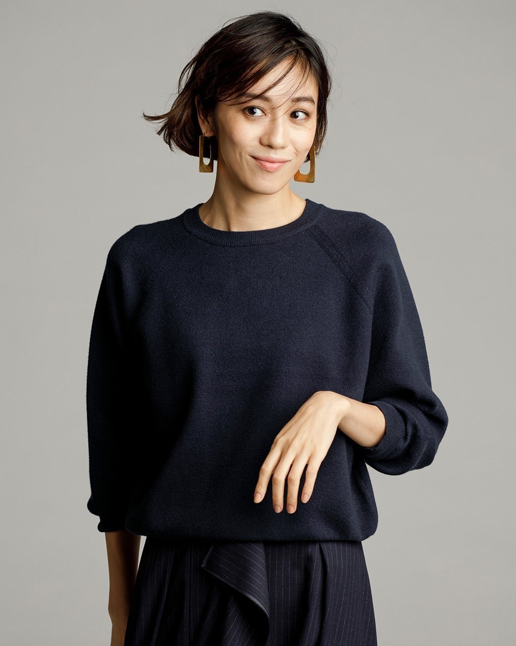 【ドゥクラッセ/DoCLASSE】のパフスリーブ・ラグランプルオーバーニット インテリア・キッズ・メンズ・レディースファッション・服の通販 founy(ファニー) 　ファッション　Fashion　レディースファッション　Fashion for Women　トップス・カットソー　Cut & Sew Tops　ニット　Knit Tops & Sweaters　カジュアルプルオーバー・ニットトップス　Pullovers & Knit Tops / Casual Pullovers　なめらか　Smooth, Silky Texture　サマー　Summer, Summer Style　スウェット / スエット　Sweatshirt, Sweatwear　スタイリッシュ　Stylish, Fashionable　スリーブ　Sleeve, Long Sleeve / Short Sleeve　ミッドナイトブルー|ID: prp329100003658532 ipo3291000000028263173