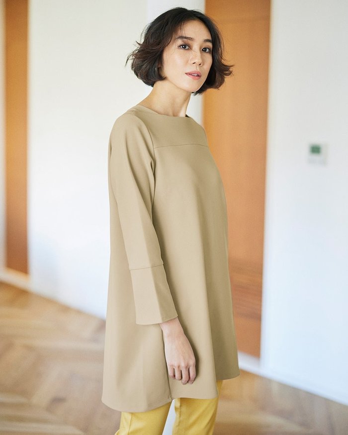 【ドゥクラッセ/DoCLASSE】のストレッチツイル・フレアチュニック インテリア・キッズ・メンズ・レディースファッション・服の通販 founy(ファニー) https://founy.com/ ファッション Fashion レディースファッション Fashion for Women トップス・カットソー Cut & Sew Tops カフス Cuff Design ストレッチ Stretch, Stretchy Fabric スリーブ Sleeve, Long Sleeve / Short Sleeve チュニック Tunic, Long Top ツイル Twist, Twisted Detail フレア Flare, Flared |ID: prp329100003831737 ipo3291000000034807840