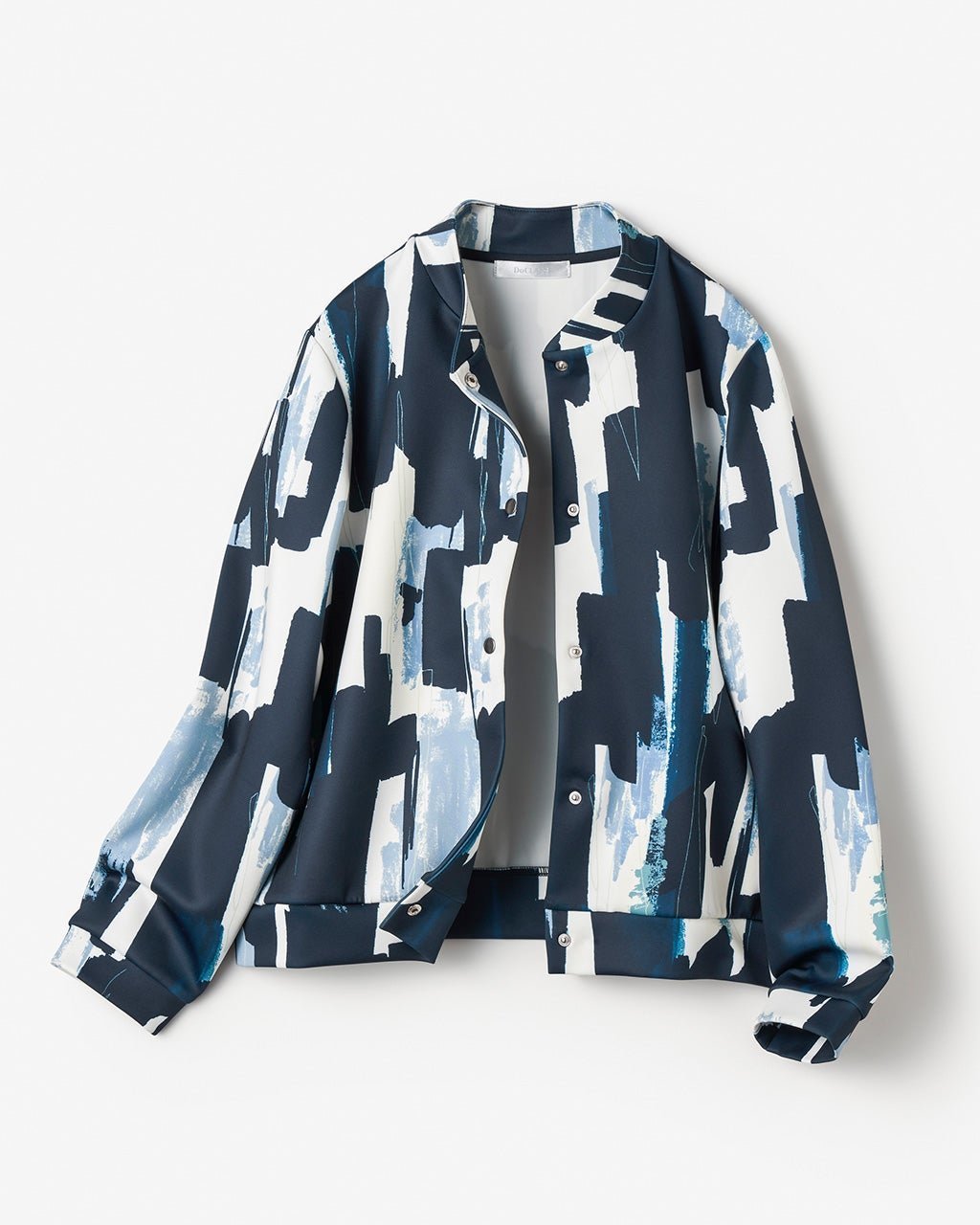 【ドゥクラッセ/DoCLASSE】のダブル編みジャージー・スナップブルゾン 人気、トレンドファッション・服の通販 founy(ファニー) 　ファッション　Fashion　レディースファッション　Fashion for Women　アウター　Coat / Outerwear Collection　レディースジャケット・軽アウター　Jackets　ブルゾンジャケット・スポーティアウター　Blouson Jackets　カーディガン　Cardigan, Knitwear　ジャケット　Jacket, Outerwear　スタイリッシュ　Stylish, Fashionable　ダブル　Double, Double-Breasted　ブルゾン　Blouson, Bomber Jacket　プリント　Print, Printed Pattern　無地　Plain, Solid Color　 other-1|ID: prp329100003831744 ipo3291000000034545384