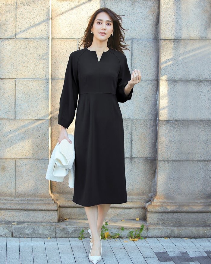【ドゥクラッセ/DoCLASSE】のとろみジョーゼット・キーネックワンピース インテリア・キッズ・メンズ・レディースファッション・服の通販 founy(ファニー) https://founy.com/ ファッション Fashion レディースファッション Fashion for Women ワンピース Dresses とろみ Fluid, Flowy Fabric エレガント 上品 Elegant ジョーゼット Georgette, Semi-Sheer Fabric セットアップ Set-Up, Coordinated Outfit ドレープ Drape, Draping Fabric |ID: prp329100003831779 ipo3291000000030582766
