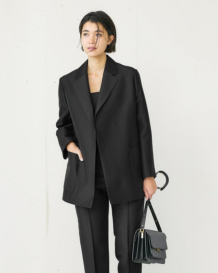 【ドゥクラッセ/DoCLASSE】のシルクウールタフタ・オーバーサイズジャケット インテリア・キッズ・メンズ・レディースファッション・服の通販 founy(ファニー) https://founy.com/ ファッション Fashion レディースファッション Fashion for Women アウター Coat / Outerwear Collection レディースジャケット・軽アウター Jackets シルク Silk, 100% Silk ジャケット Jacket, Outerwear ベスト Vest, Waistcoat ミックス Mix, Mixed Style エレガント 上品 Elegant |ID: prp329100003863166 ipo3291000000034911583