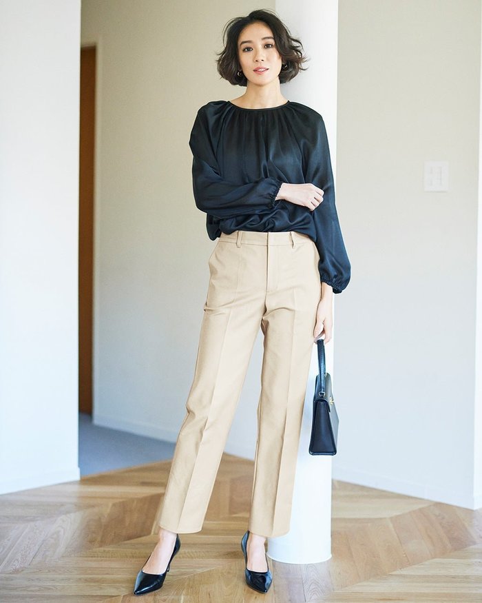 【ドゥクラッセ/DoCLASSE】の二重織コットンストレッチ・ストレート/63cm インテリア・キッズ・メンズ・レディースファッション・服の通販 founy(ファニー) https://founy.com/ ファッション Fashion レディースファッション Fashion for Women パンツ Pants & Trousers ストレッチ Stretch, Stretchy Fabric ストレート Straight, Straight Cut センター Center, Center Line ポケット Pocket, Pocket Detail ループ Loop, Loop Knit |ID: prp329100003884251 ipo3291000000033880450