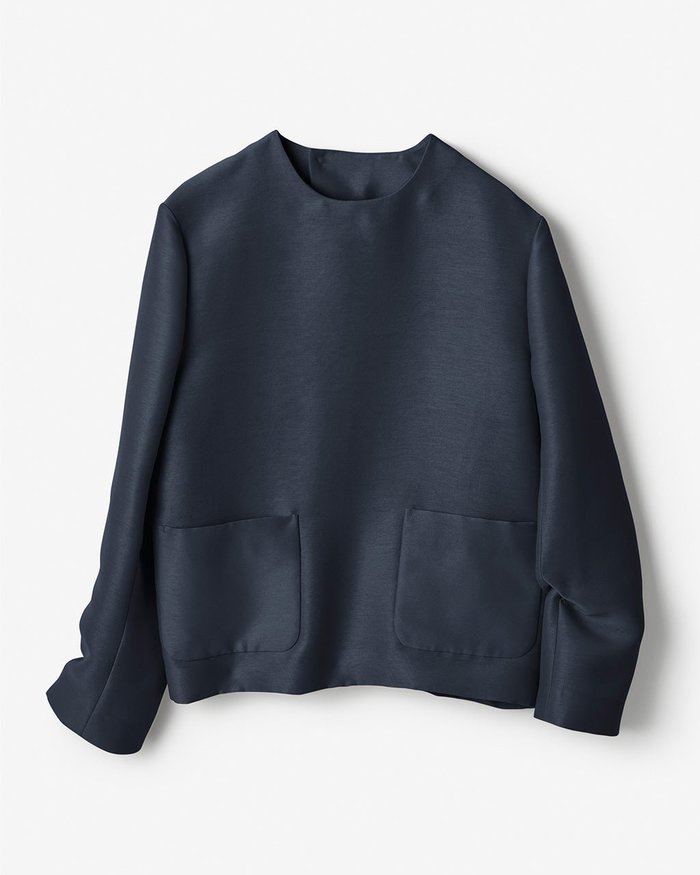 【ドゥクラッセ/DoCLASSE】のシルキーダブルクロス・ポケットプルオーバー インテリア・キッズ・メンズ・レディースファッション・服の通販 founy(ファニー) https://founy.com/ ファッション Fashion レディースファッション Fashion for Women トップス・カットソー Cut & Sew Tops シャツ・ブラウス・オフィスカジュアル Elegant Blouses & Button-Ups カジュアルプルオーバー・ニットトップス Pullovers & Knit Tops / Casual Pullovers シルキー Silky, Smooth Texture ジャケット Jacket, Outerwear エレガント 上品 Elegant |ID: prp329100003884279 ipo3291000000036009454