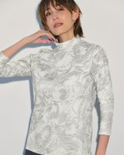 【ドゥクラッセ/DoCLASSE】の超長綿・ハイネック7分袖/総柄 シルバー&times;ホワイト|ID: prp329100003899464 ipo3291000000036009625