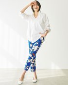 【ドゥクラッセ/DoCLASSE】のボタニカルフラワー・スティックパンツ ブルー・パターン|ID: prp329100003901712 ipo3291000000036009633
