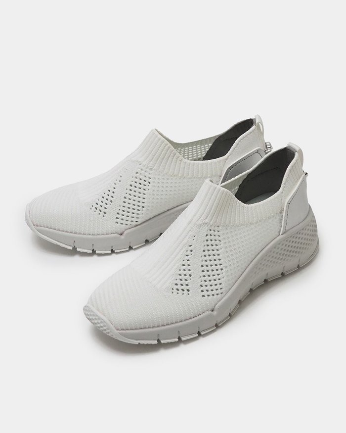 【フィットフィット/fitfit】のシアーニットスニーカー インテリア・キッズ・メンズ・レディースファッション・服の通販 founy(ファニー) https://founy.com/ ファッション Fashion レディースファッション WOMEN トップス・カットソー Tops/Tshirt ニット Knit Tops くるぶし Ankle インソール Insole エレガント 上品 Elegant コンパクト Compact サンダル Sandals スニーカー Sneakers スポーティ Sporty ソックス Socks フィット Fit フォルム Form ラバー Rubber 軽量 Lightweight |ID: prp329100003924373 ipo3291000000028264532