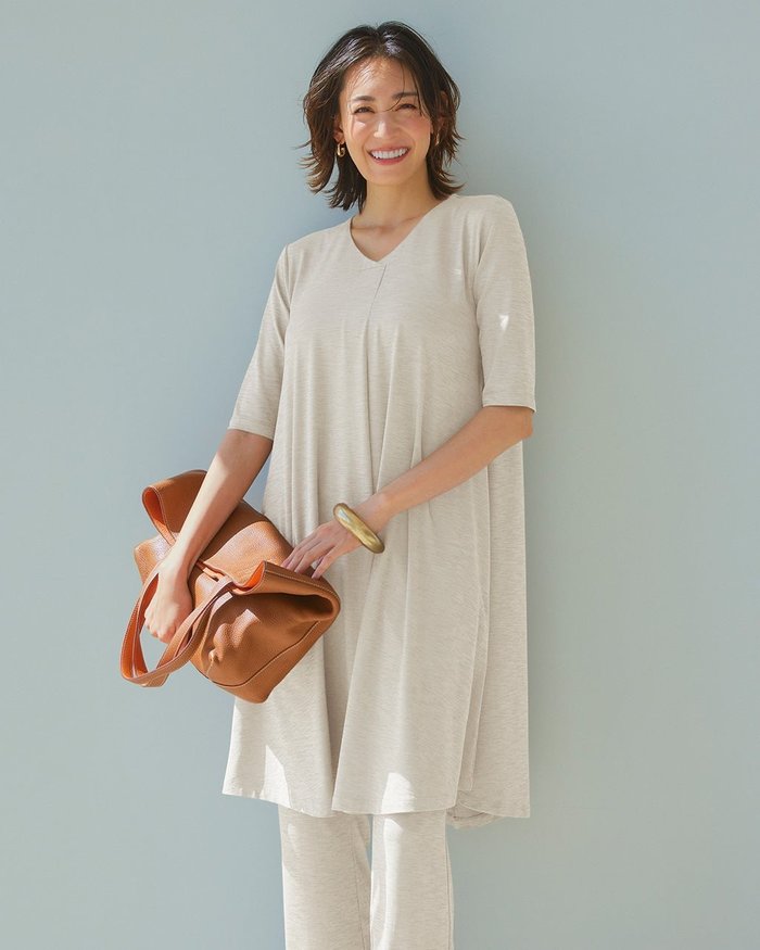 【ドゥクラッセ/DoCLASSE】のUVスラブ・ジェットセッターズ/5分袖チュニック インテリア・キッズ・メンズ・レディースファッション・服の通販 founy(ファニー) https://founy.com/ ファッション Fashion レディースファッション Fashion for Women トップス・カットソー Cut & Sew Tops チュニック Tunic, Long Top 人気 Popular, Best Seller |ID: prp329100003954044 ipo3291000000032441328