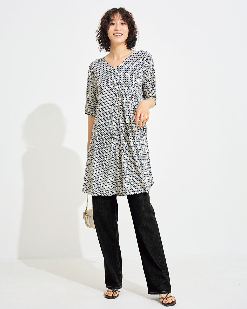 【ドゥクラッセ/DoCLASSE】のUVスラブ・ジェットセッターズ/5分袖チュニック インテリア・キッズ・メンズ・レディースファッション・服の通販 founy(ファニー) ファッション Fashion レディースファッション Fashion for Women トップス・カットソー Cut & Sew Tops チュニック Tunic, Long Top 人気 Popular, Best Seller ブラック×ベージュ|ID: prp329100003954044 ipo3291000000035894156