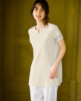 【ドゥクラッセ/DoCLASSE】のレースデザイン/半袖チュニック・ドゥクラッセTシャツ 人気、トレンドファッション・服の通販 founy(ファニー) ファッション Fashion レディースファッション WOMEN トップス・カットソー Tops/Tshirt シャツ/ブラウス Shirts/Blouses ロング / Tシャツ T-Shirts インナー Inner カットソー Cut And Sew シンプル Simple ジャケット Jacket ダブル Double チュニック Tunic デニム Denim 定番 Standard なめらか Smooth 人気 Popularity パール Pearl フェミニン Feminine フレア Flare フロント Front ベーシック Basic 半袖 Short Sleeve レース Race おすすめ Recommend エレガント 上品 Elegant ビジネス 仕事 通勤 Business |ID:prp329100003954123