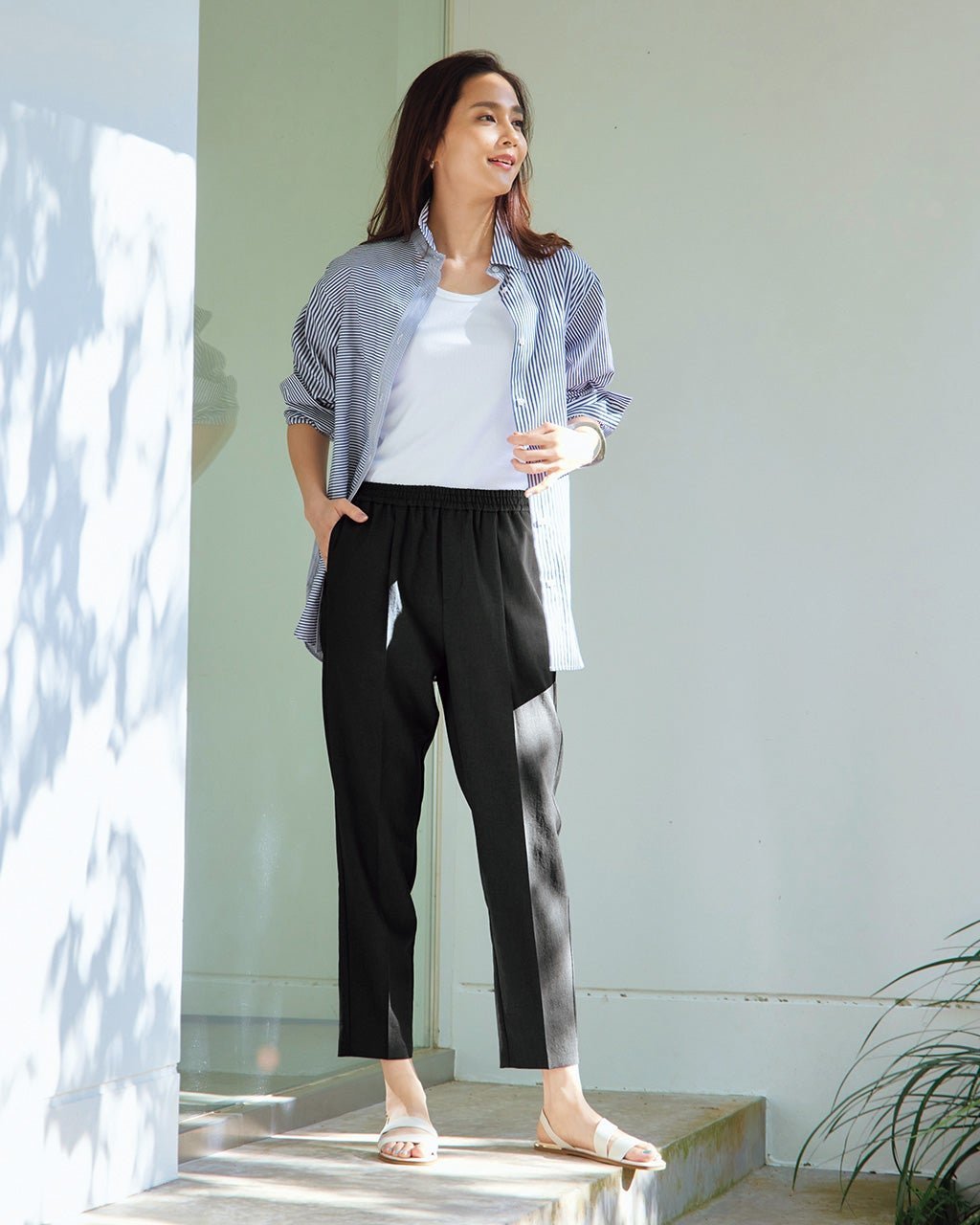 【ドゥクラッセ/DoCLASSE】のリネンタッチ・テーパードパンツ 人気、トレンドファッション・服の通販 founy(ファニー) 　ファッション　Fashion　レディースファッション　Fashion for Women　パンツ　Pants & Trousers　センター　Center, Center Line　リネン　Linen, Linen Fabric　エレガント 上品　Elegant　夏　Summer　 other-1|ID: prp329100003954164 ipo3291000000035894223